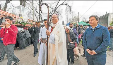  ?? CEDOC PERFIL ?? INFLUENCIA. El obispo Jorge Lugones promovió la “Mesa de diálogo por el Trabajo y la Vida Digna”.