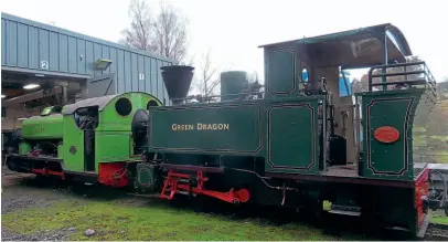  ?? STR ?? Leeds duo at South Tynedale: Thomas Green 0-6-2ST Barber and Hunslet 0-4-2T No. 1859 of 1937.