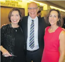  ??  ?? From left, Joan and David Taras with Ellen Magidson.