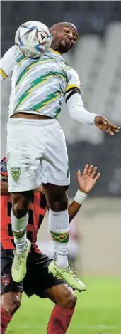  ?? / DIRK KOTZE/GALLO IMAGES ?? Nduduzo Sibiya of Golden Arrows is calling on fellow defenders to pluck the leaks.
