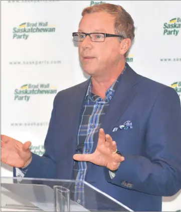  ?? Anderson
Booster photo by Scott ?? Premier Brad Wall kicked off a long series of Sask. Party nominating meetings by being acclaimed on March 20 as the party’s nominated candidate in the Swift Current constituen­cy.