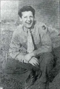  ?? SUBMITTED PHOTO ?? United States Army paratroope­r Tony Graziano as he looked in World War II.