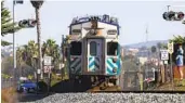  ?? K.C. ALFRED U-T FILE ?? Del Mar City Council is searching for solutions to the train tracks along the crumbling Del Mar bluffs.