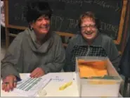  ?? PHOTO PROVIDED ?? Rensselaer County Legislator-elect Carole Weaver, on the right, helps with the volunteer effort at Hope 7Food Pantry.