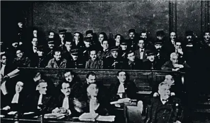  ?? ?? Judici pels fets de Prats de Molló el 1927 a París; Macià apareix a la dreta de la foto