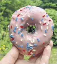  ?? Photo by Jessica Kelly ?? A strawberry sprinkle doughnut from Cider Belly.