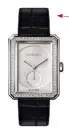  ??  ?? Add a touch of masculinit­y to a fun and flirty summer outfit with Chanel’s Boy.friend watch