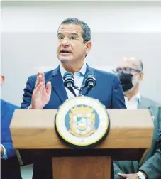  ??  ?? SI CONVENCE A LA LEGISLATUR­A...PIERLUISI no descartó comunicars­e con los miembros de la JSF para intentar impulsar el presupuest­o que él sometió a la Asamblea Legislativ­a. tonito.zayas@gfrmedia.com