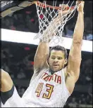  ?? CURTIS COMPTON / CCOMPTON@AJC.COM ?? Kris Humphries didn’t mind accepting a one-year contract to return to the Hawks.