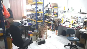  ??  ?? The ‘laboratory’ discovered at the suspect’s rented house in Miri.