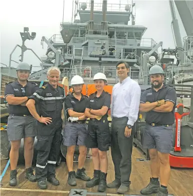  ?? Photo: Selita Bolanavanu­a ?? Vessel commander Captaine de corvette Matthieu Ruf (second from left) and French Ambassador Sujiro Seam (in white shirt) with some of the crew on board the B2M D’ENTRECASTE­AUX at Suva’s Princes wharf.