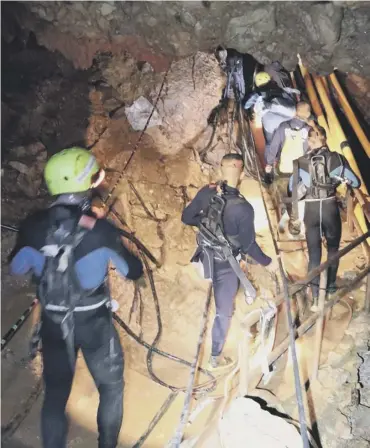  ?? PICTURE: AFP/GETTY IMAGES ?? 0 Thai navy divers in Tham Luang cave have been working on the rescue