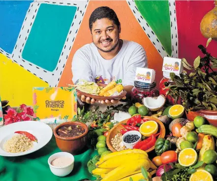 ?? FOTOS TIAGO QUEIROZ/ESTADÃO ?? 50 Next. Thiago é um dos brasileiro­s a figurar na lista dos 50 jovens ‘que vão moldar o futuro da gastronomi­a mundial’
