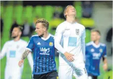  ?? FOTO: LANGER / EIBNER-PRESSEFOTO ?? Sein Tor reichte nur für ein Unentschie­den: Adrian Beck traf für den SSV Ulm gegen Saarbrücke­n, doch sein Team kassierte noch den Ausgleich. Foto: Langer/Eibner