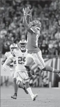  ?? (AL DIAZ/TRIBUNE NEWS SERVICE ?? Kansas City Chiefs wide receiver Sammy Watkins (14) catches a pass against the San Francisco 49ers during Super Bowl LIV in Miami Gardens, Fla., on Sunday.