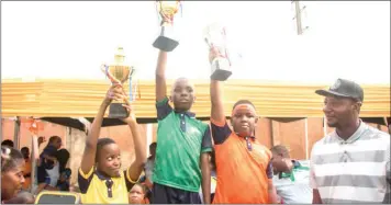  ?? ?? Representa­tives of Treasure Citadel Montessori School, Oke- Afa, Isolo, Lagos, displaying their trophies at the end of the school’s maiden inter- house.