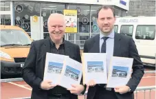  ??  ?? On a mission Mr Gray and Airdrie MSP Alex Neil with their petition, which attracted 6000 signatures