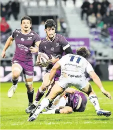  ?? Photo Icon Sport ?? L’arrière angoumoisi­n Rémi Brosset a été en vue lors de la victoire des Charentais face à Agen.