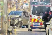  ?? REUTERS ?? ▪ The car used by the Afghanorig­in man in Melbourne.