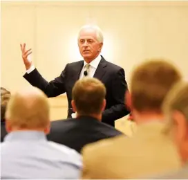  ?? STAFF FILE PHOTO BY TIM BARBER ?? U.S. Sen. Bob Corker speaks to the Rotary Club of Chattanoog­a in August the Chattanoog­a Convention Center.