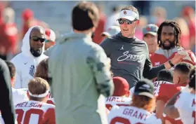  ?? BRYAN TERRY/THE OKLAHOMAN ?? Oklahoma head coach Lincoln Riley talks with his team after the spring football game in April. The Sooners open the season at 11 a.m. Saturday against Tulane on Owen Field.