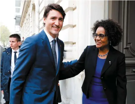  ?? Photo AFP ?? De passage au siège de l’organisati­on internatio­nale de la Francophon­ie, à Paris, Justin Trudeau a invité tous les États et gouverneme­nts membres à appuyer Michaëlle Jean pour un deuxième mandat.