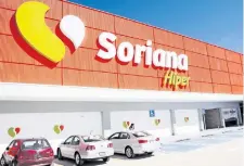  ??  ?? Analistas consideran que desde que Soriana compró a Comercial Mexicana la campaña de Julio Regalado no ha tenido la misma fuerza de antes.