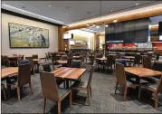  ?? HYOSUB SHIN / HSHIN@AJC.COM ?? The Delta Sky360 Club will grow by 2,000 square feet; the added dining space will be gained mostly by eliminatin­g a media interview room.