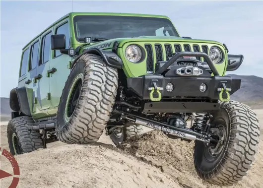  ??  ?? This long Jeep has a better breakover angle and articulati­onthan you'd think.“MEGA X2 HAS FOUND THAT THEIR SIX-DOOR CREATIONS OUT PERFORM THEIR SHORTER COUNTERPAR­TS IN MANY AREAS.”