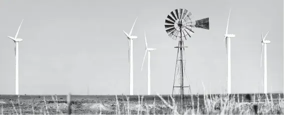  ?? Bob Owen / Staff photograph­er ?? Texas leads the nation in renewable energy production, with much of that coming from wind power from wind farms like this one north of Amarillo.