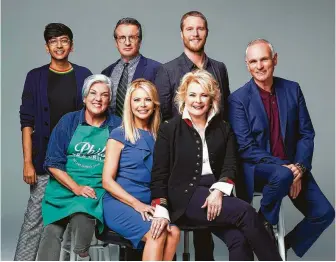  ?? CBS ?? The old gang and some newcomers join star Candice Bergen for “Murphy Brown.”