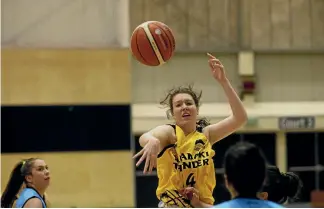  ?? PHOTO: STUFF ?? Manawatu’s’ Nicole Cutler, who played for the Taranaki Thunder in the women’s national basketball league this year, is off to college in the United States.