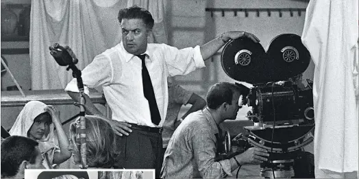  ??  ?? Federico Fellini en el set de filmación. Giulietta Masina, esposa del cineasta, en el film que la consagró, “La Strada”.