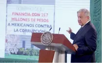  ??  ?? En la mañanera, el presidente Andrés Manuel López Obrador dijo que ayer mismo enviaría la nota diplomátic­a, lo cual más tarde no confirmó.