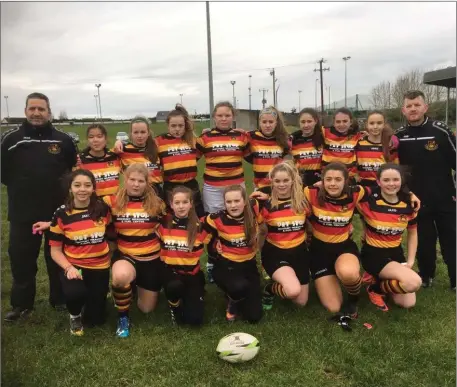  ??  ?? The Sligo RFC U15s girls team who took on Tuam with new jerseys sponsored by the Pet Stop.