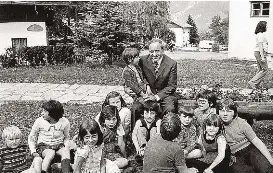 Die Grosste Familie Der Welt Feiert 70er Pressreader