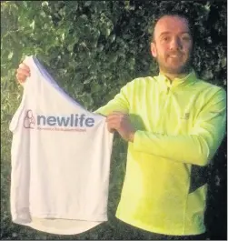  ??  ?? Chris Page, 35, from Hinckley, is running the London Marathon to raise money for charity