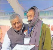  ?? HT PHOTO ?? Union minister General VK Singh (retd) attending a public outreach ■ programme in Udhampur on Monday.