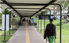  ?? ALEJANDRO GAMBOA ?? Según prevén en el Tec, el curso lectivo para estudiante­s regulares y de nuevo ingreso se iniciaría el 15 de febrero.