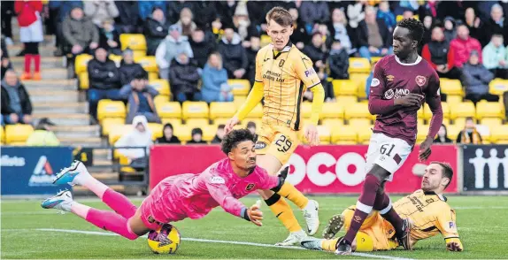  ?? ?? High praise
Livi keeper Shamal George has been tipped for a bright future