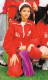  ??  ?? Laura fue en los años 90 una gran atleta; pertenecía al Club de Atletismo Toledo