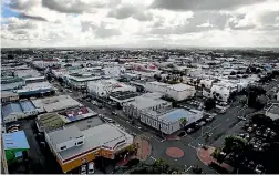  ??  ?? The book tells stories about the men who lived in early Hawera.