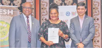  ?? Photo: AZARIA FAREEN ?? Trade Enhancemen­t Programme recipient Elizabeth Sawaki with Deputy Prime Minister and Minister for Trade, Co-operatives, Small and Medium Enterprise­s and Communicat­ions, Manoa Kamikamica, and Ministry’s permanent secretary, Shaheen Ali, at the event.