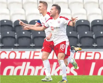  ?? Picture: SNS. ?? Lewis Vaughan celebrates after making it 1-1 and setting Raith on the road to victory.