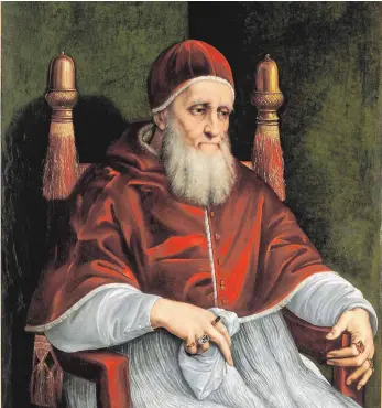  ?? FOTO: GALLERIE DEGLI UFFIZI ?? Papst Julius II. (1503-1513) ließ sich mehrmals von Raffael porträtier­en. Das Bildnis wurde immer wieder in der Öffentlich­keit präsentier­t, vielleicht eine Reaktion auf die Angriffe, die vor allem vonseiten der Humanisten kamen. In der Ausstellun­g ist...