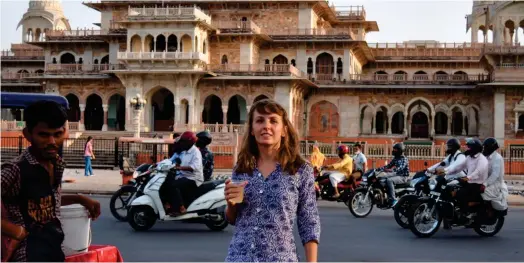  ?? ?? Eline Caillaud, à Jaipur, en Inde, où la températur­e oscille en journée entre 40 et 45 degrés Celcius depuis le début du mois de mai. (Crédits : Eline Caillaud)