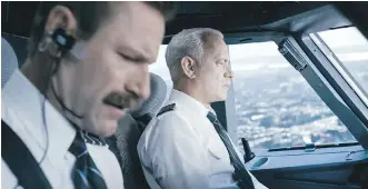  ?? WARNER BROS. PICTURES ?? Aaron Eckhart, left, and Tom Hanks in Sully, which may be up for some Oscar nods.