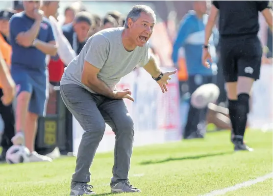  ?? FERNANDo MASSoBRIo ?? “estamos preparados para no querer hacer el segundo gol antes que el primero”, describió Holan