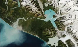  ?? Photograph: Nasa Earth Observator­y ?? The mouth of the Alsek River is forecast to shift 20 miles south from its current location in Glacier Bay national park and preserve in Alaska.