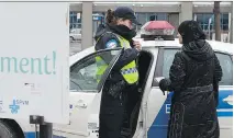  ?? DARIO AYALA ?? “Reprimandi­ng people (with tickets) always has its place,” SPVM’s Vincent Richer says. “But at the moment we’re in prevention mode.”